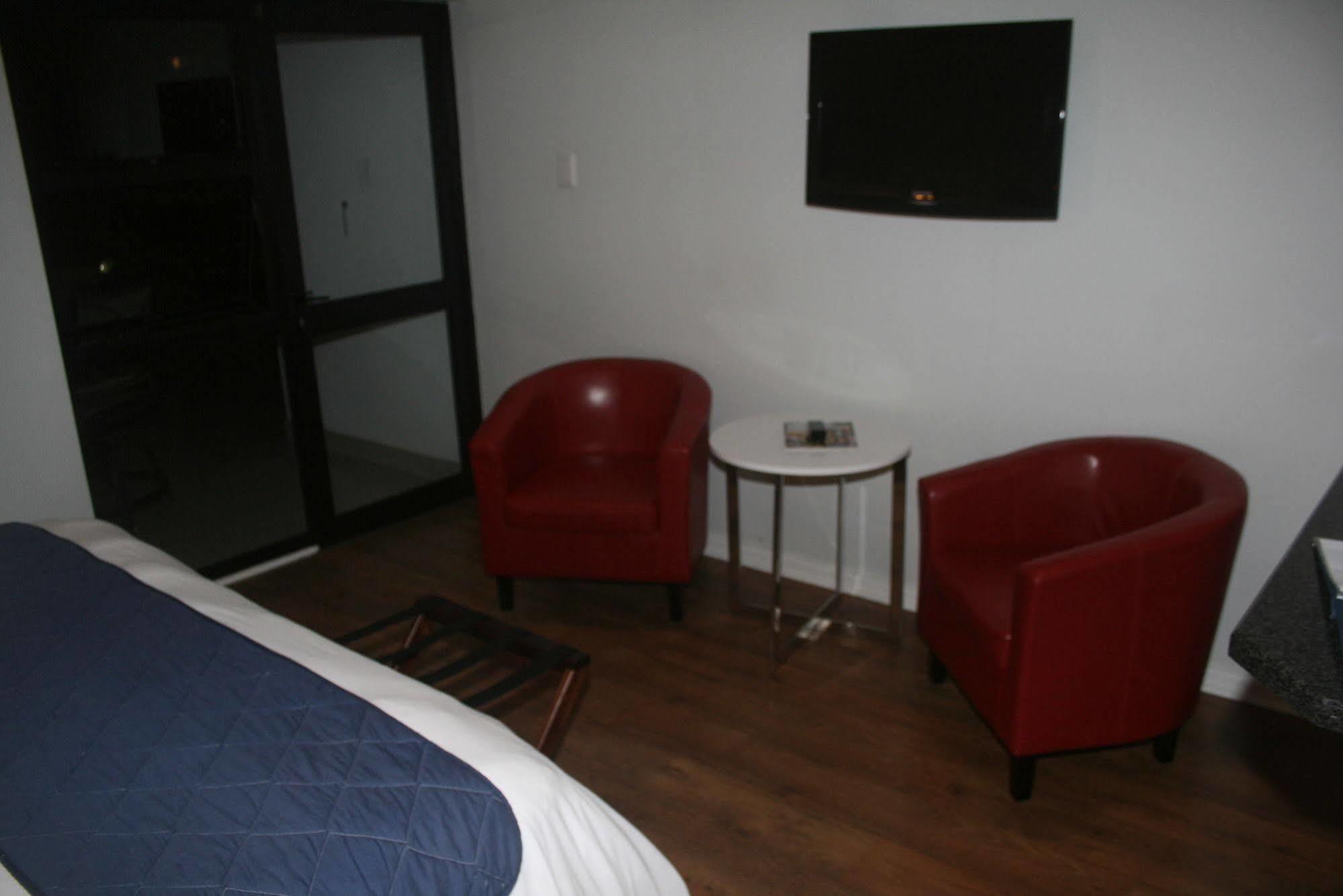 Ahoy Boutique Guest House Port Elizabeth Exterior foto